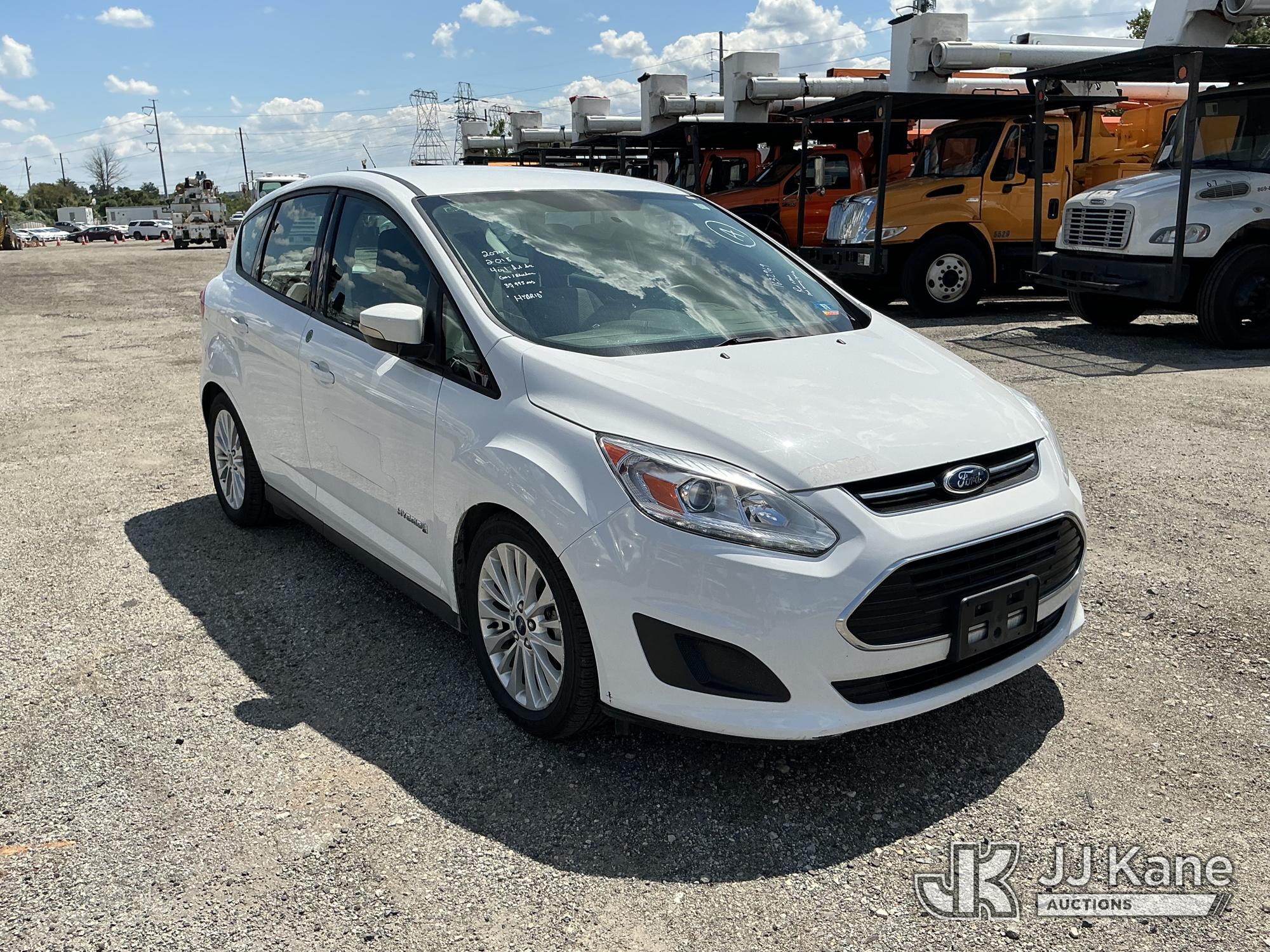 2018 Ford C-Max Hybrid 4-Door Hatch Back (1632969) - photo 2