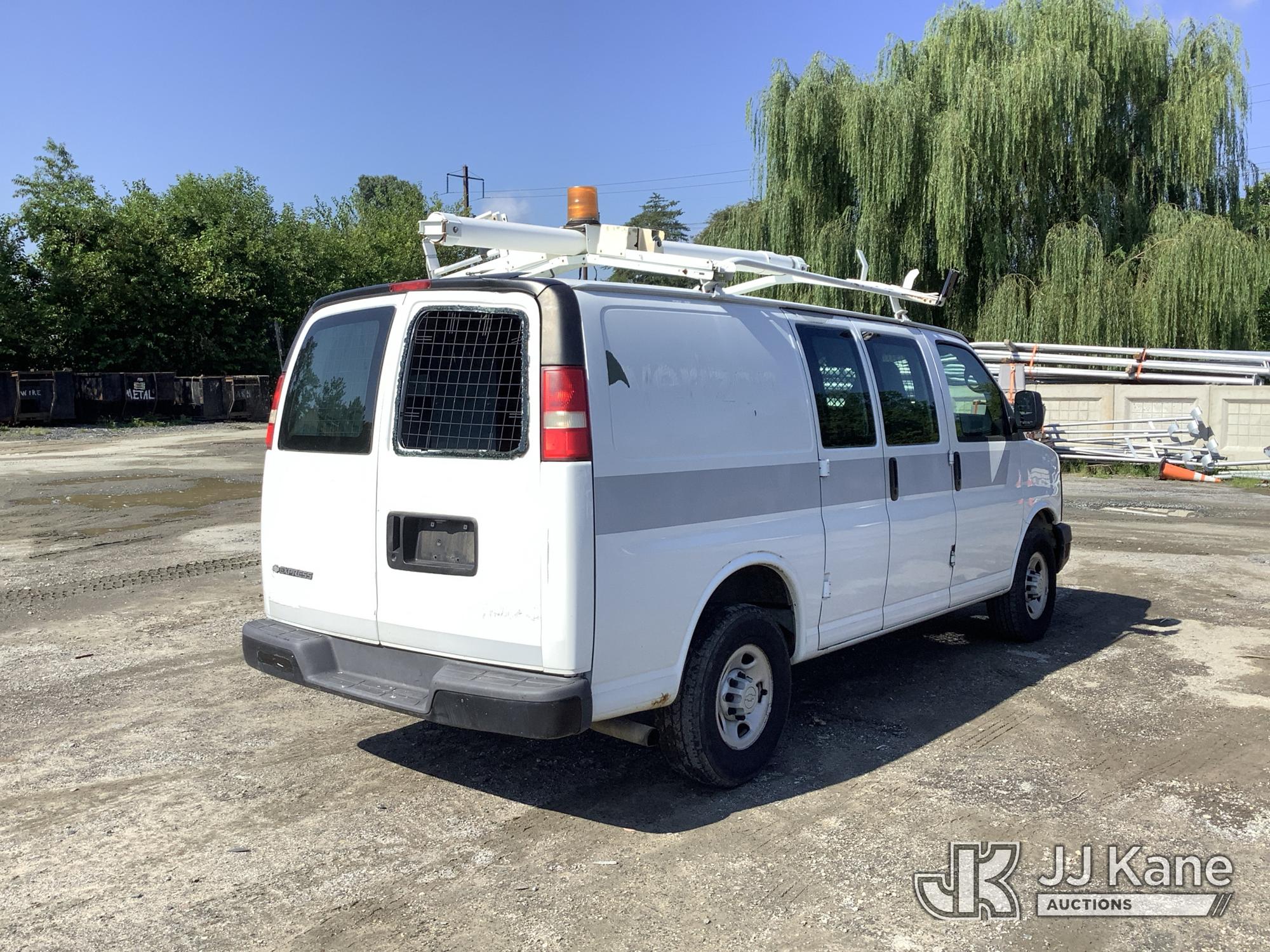 2007 Chevrolet Express Cargo Van (1633040) - photo 4