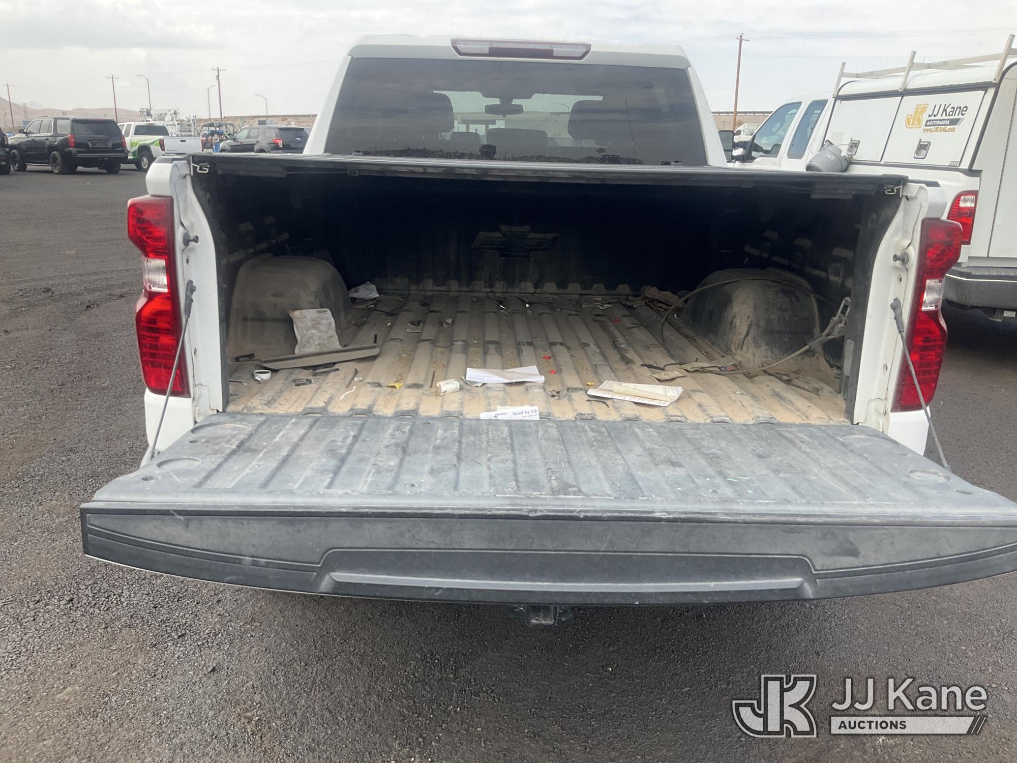 2020 Chevrolet Silverado 1500 4x4 Crew-Cab Pickup Truck (1633128) - photo 4