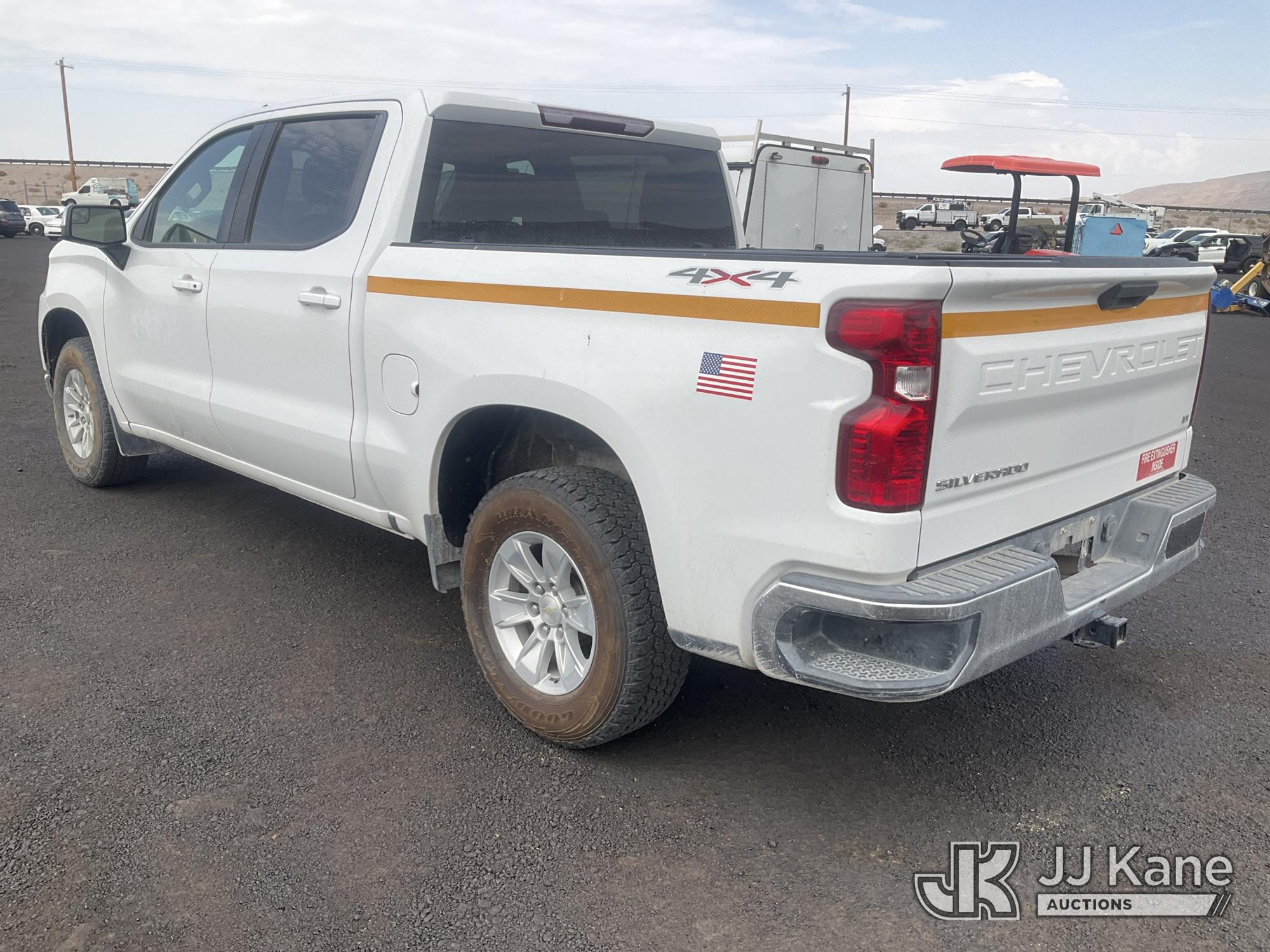 2020 Chevrolet Silverado 1500 4x4 Crew-Cab Pickup Truck (1633128) - photo 5