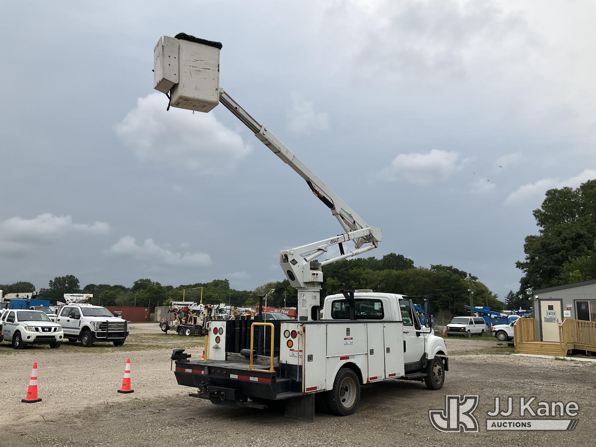 Versalift SST40EIH Articulating & Telescopic Bucket Truck On 2014 International TerraStar Utility Truck (1633217) - photo 3