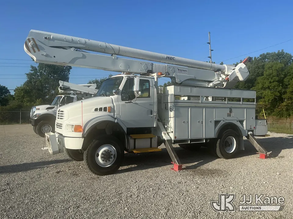 Altec AA55E Articulating Material Handling Bucket Truck On 2009 Sterling Acterra Utility Truck (1633347)