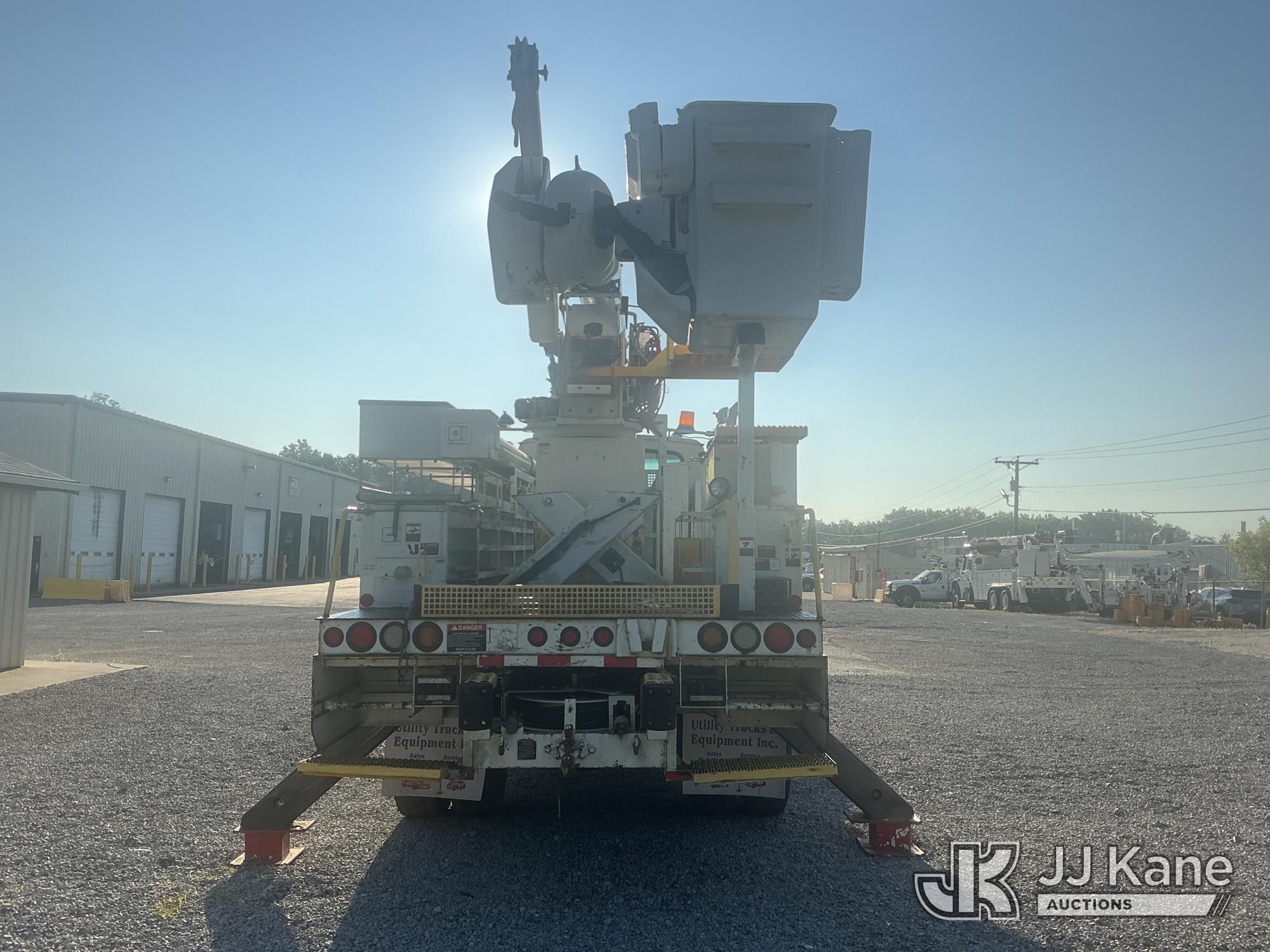 Altec AA55E Articulating Material Handling Bucket Truck On 2009 Sterling Acterra Utility Truck (1633347) - photo 3