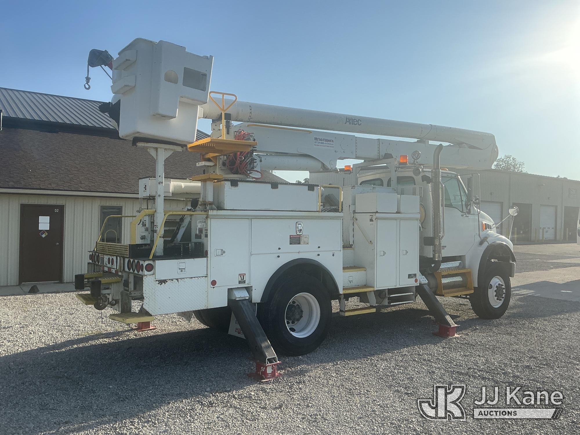 Altec AA55E Articulating Material Handling Bucket Truck On 2009 Sterling Acterra Utility Truck (1633347) - photo 4