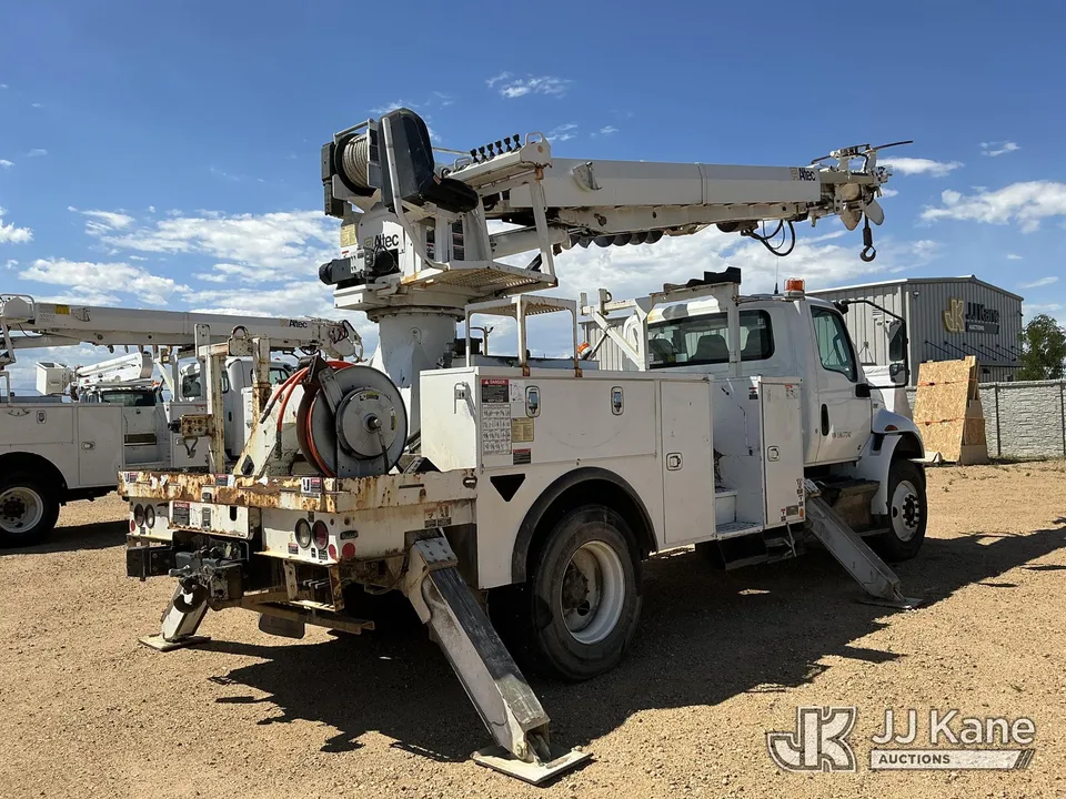 Altec DM47BTR Digger Derrick On 2020 International MV607 Utility Truck (1633375) - photo 3