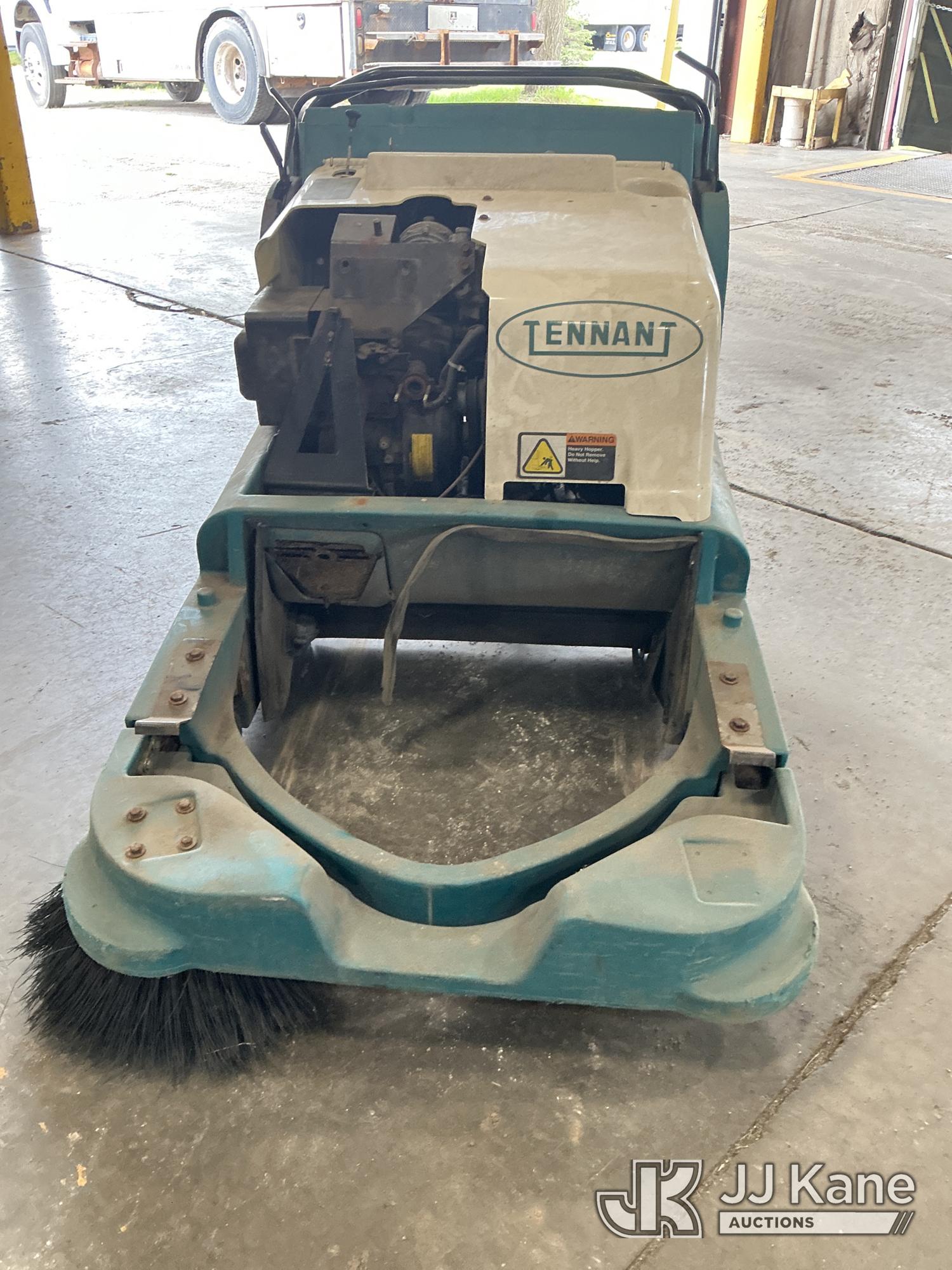 Tennant 3640 floor sweeper (1633499) - photo 2