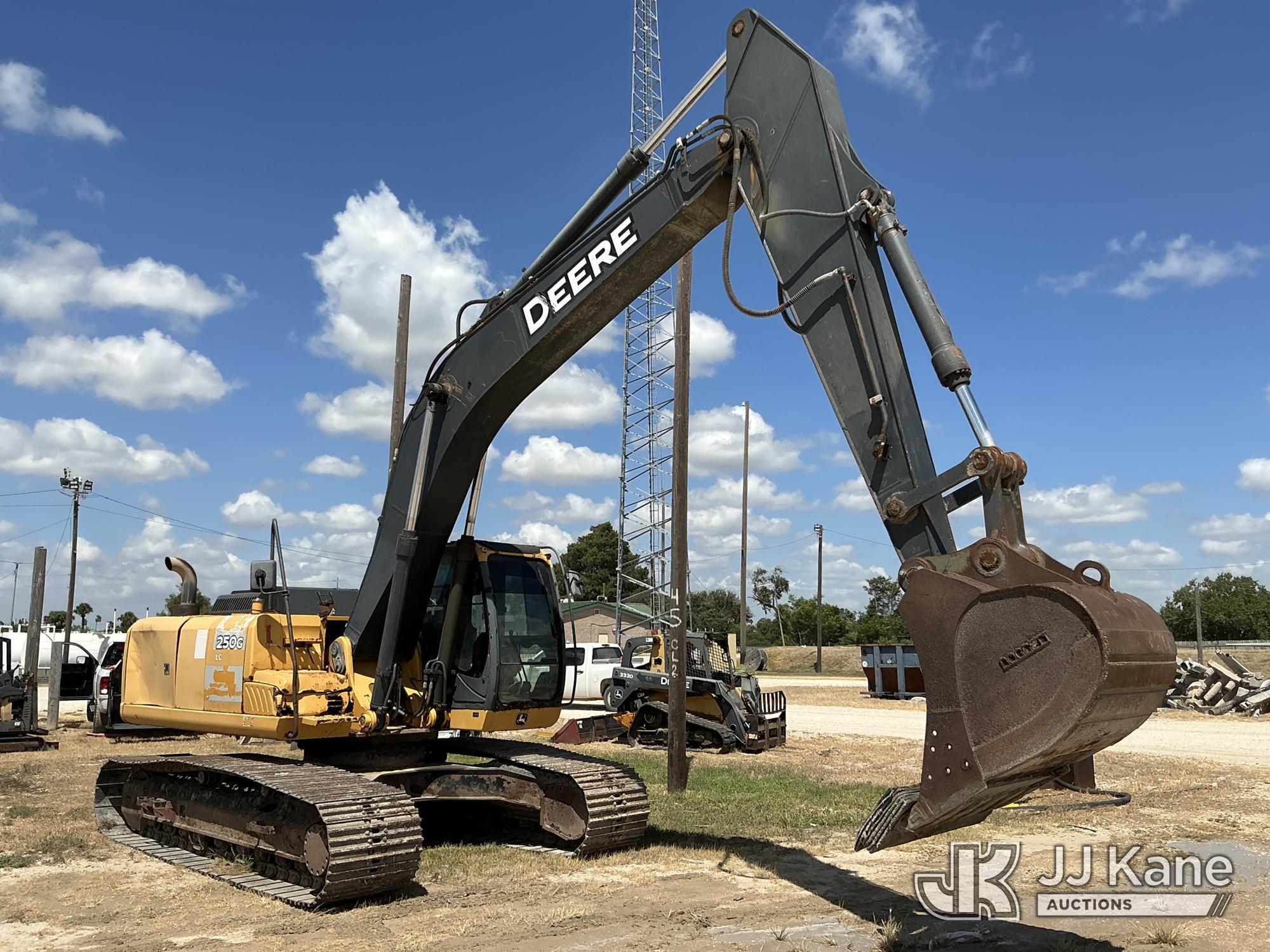 2012 John Deere 250G Excavator (1633696) - photo 2