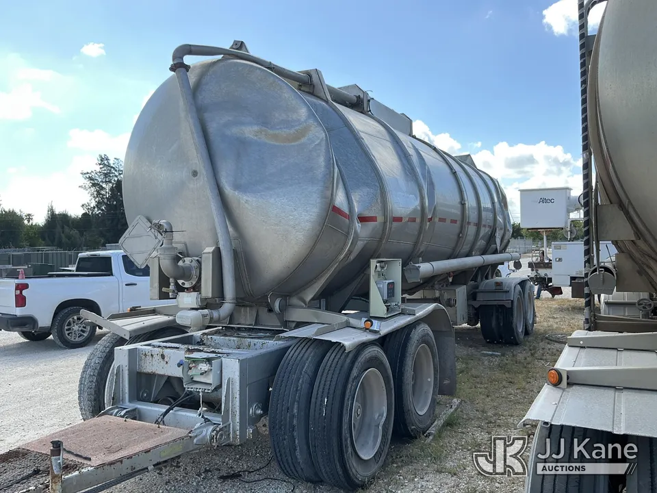 2015 West-Mark Water Tank Trailer (1633698)