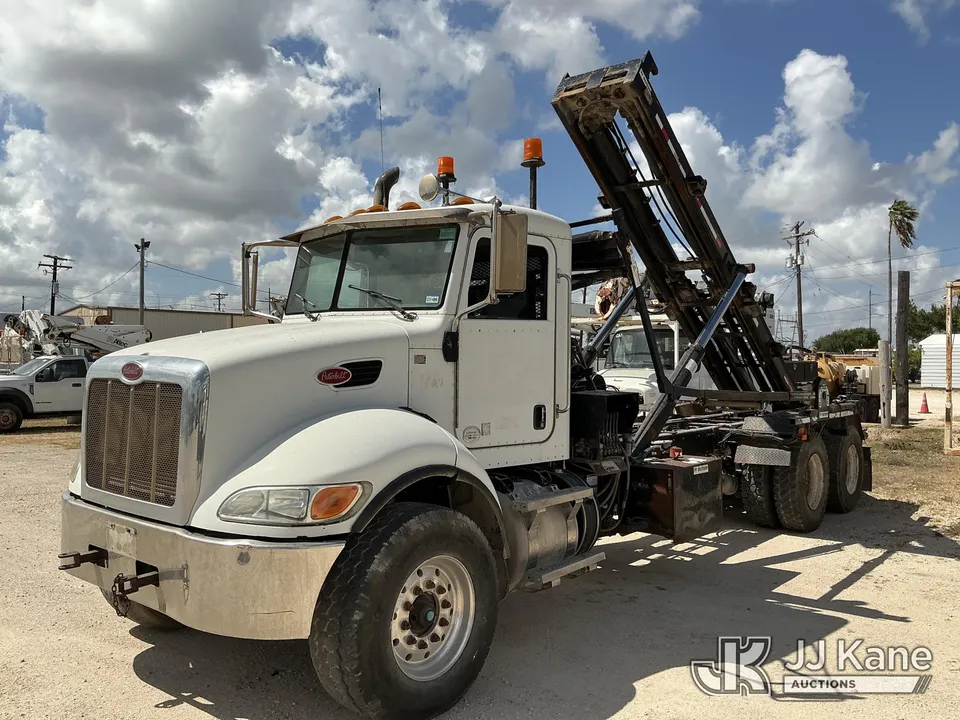 2014 Peterbilt 348 Roll Back Truck (1633703)
