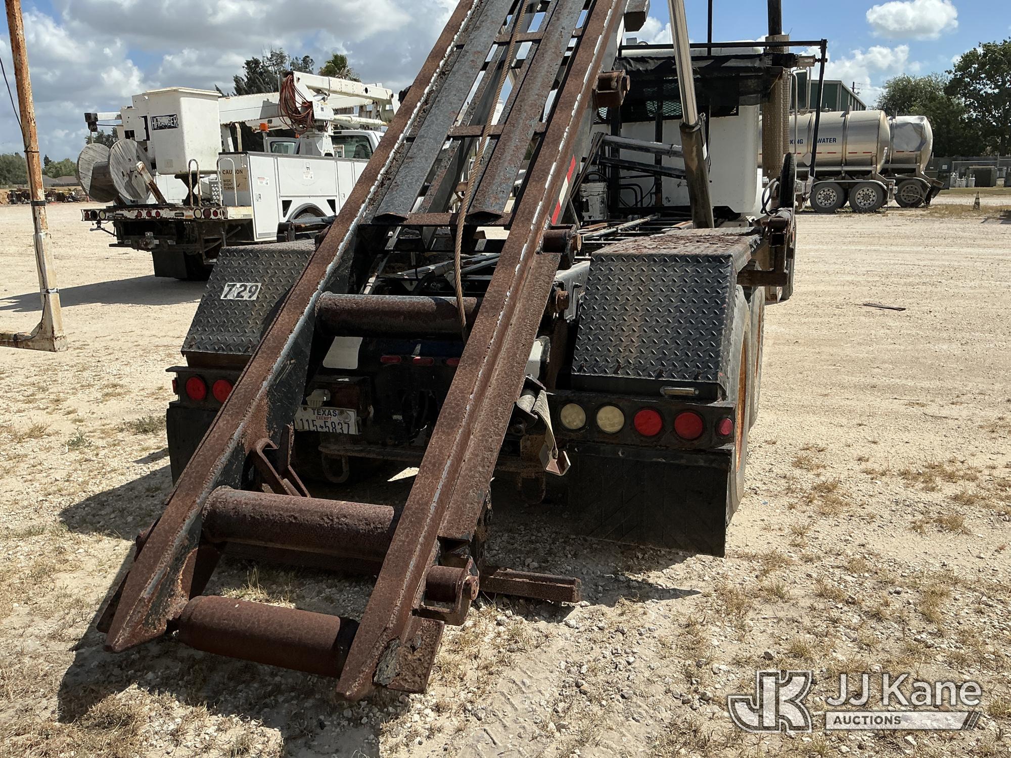 2014 Peterbilt 348 Roll Back Truck (1633703) - photo 4
