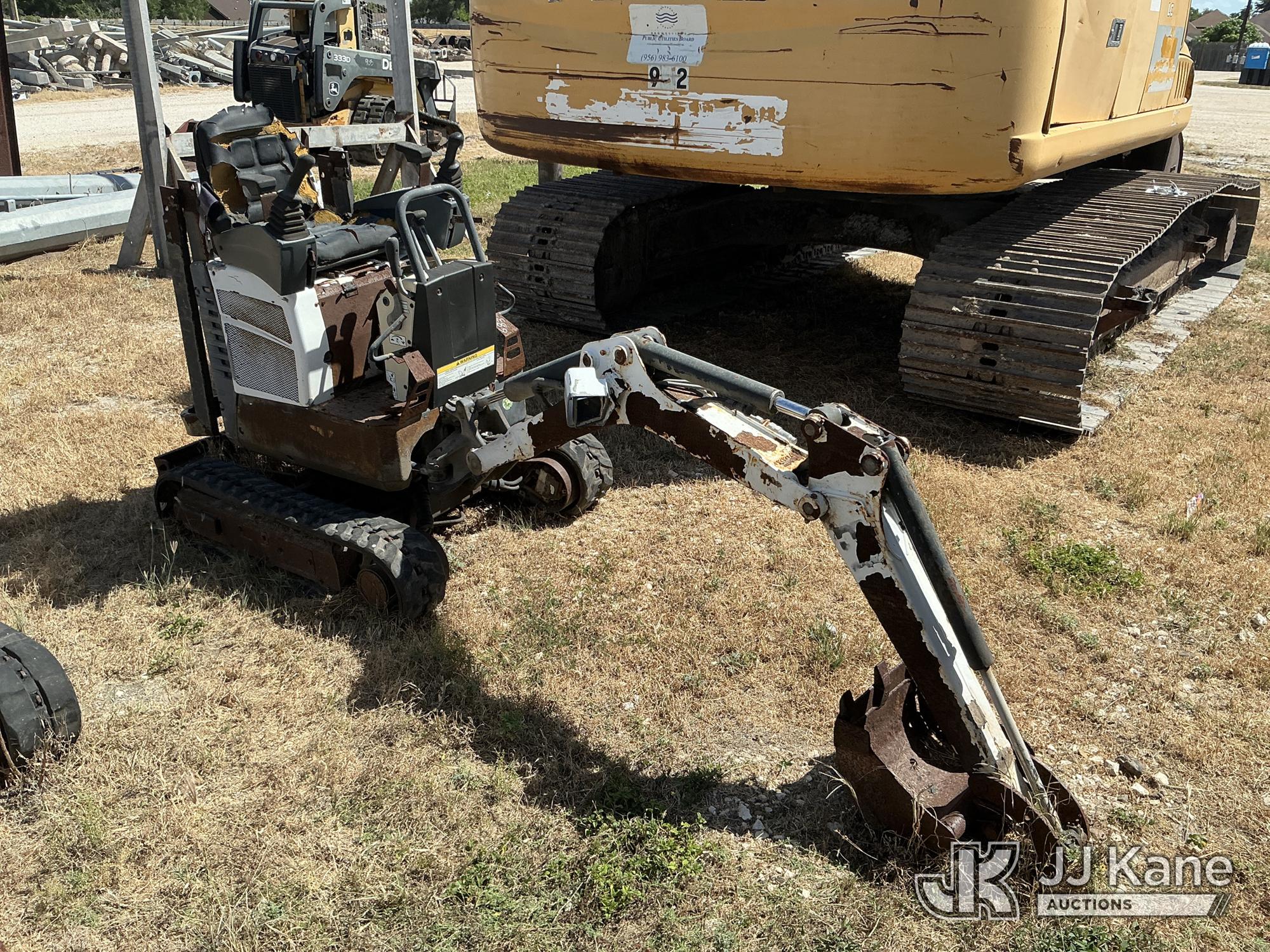 2014 Bobcat 418A Mini Hydraulic Excavator (1633704) - photo 3