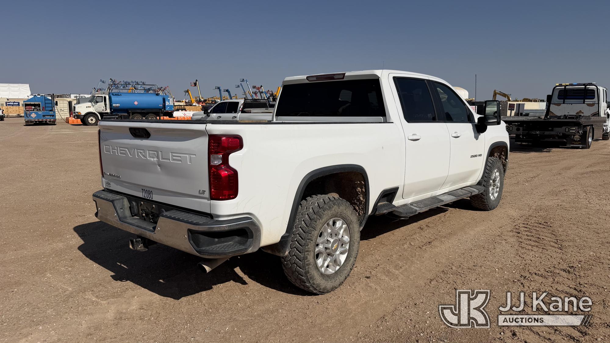 2021 Chevrolet Silverado 2500HD Crew-Cab Pickup Truck (1633767) - photo 3