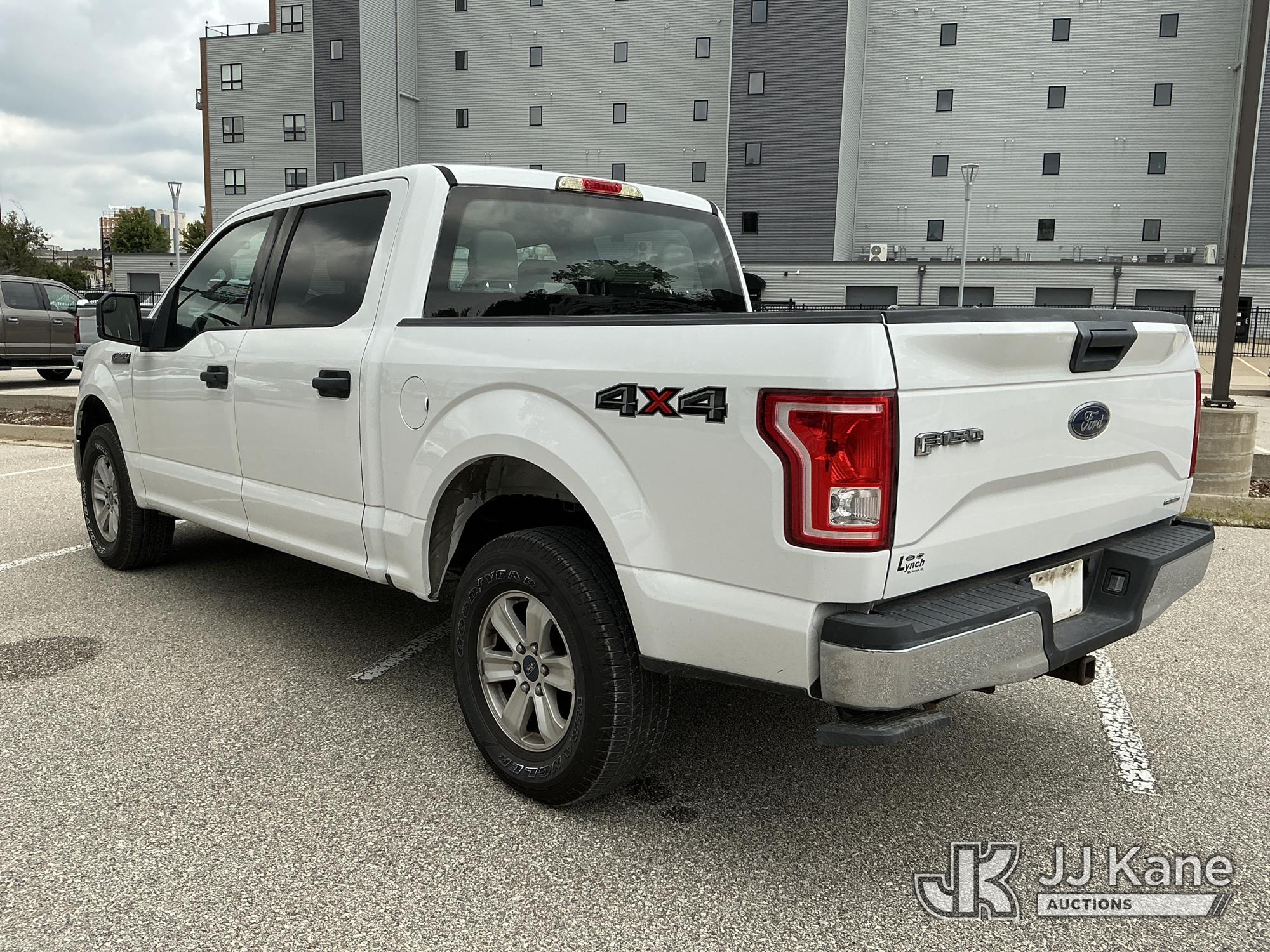 2015 Ford F150 4x4 Crew-Cab Pickup Truck (1633903) - photo 4