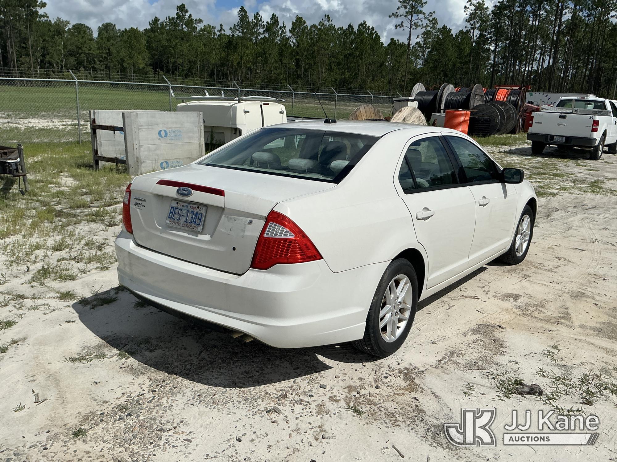 2010 Ford Fusion 4-Door Sedan (1633917) - photo 3