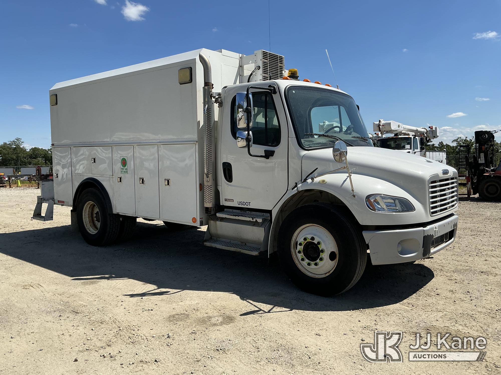 2011 Freightliner M2 106 Enclosed Utility/Air Compressor Truck (1633935) - photo 2