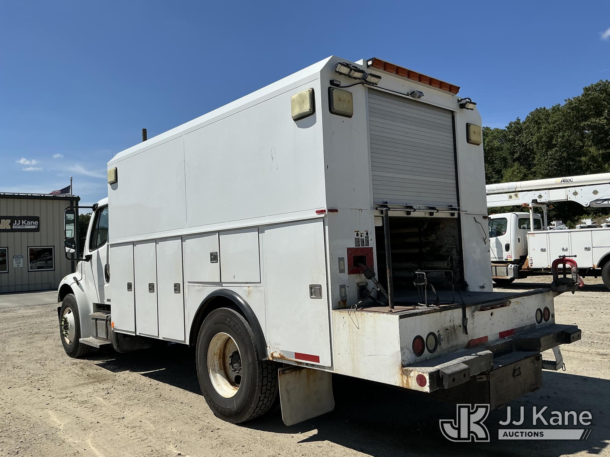 2011 Freightliner M2 106 Enclosed Utility/Air Compressor Truck (1633935) - photo 4