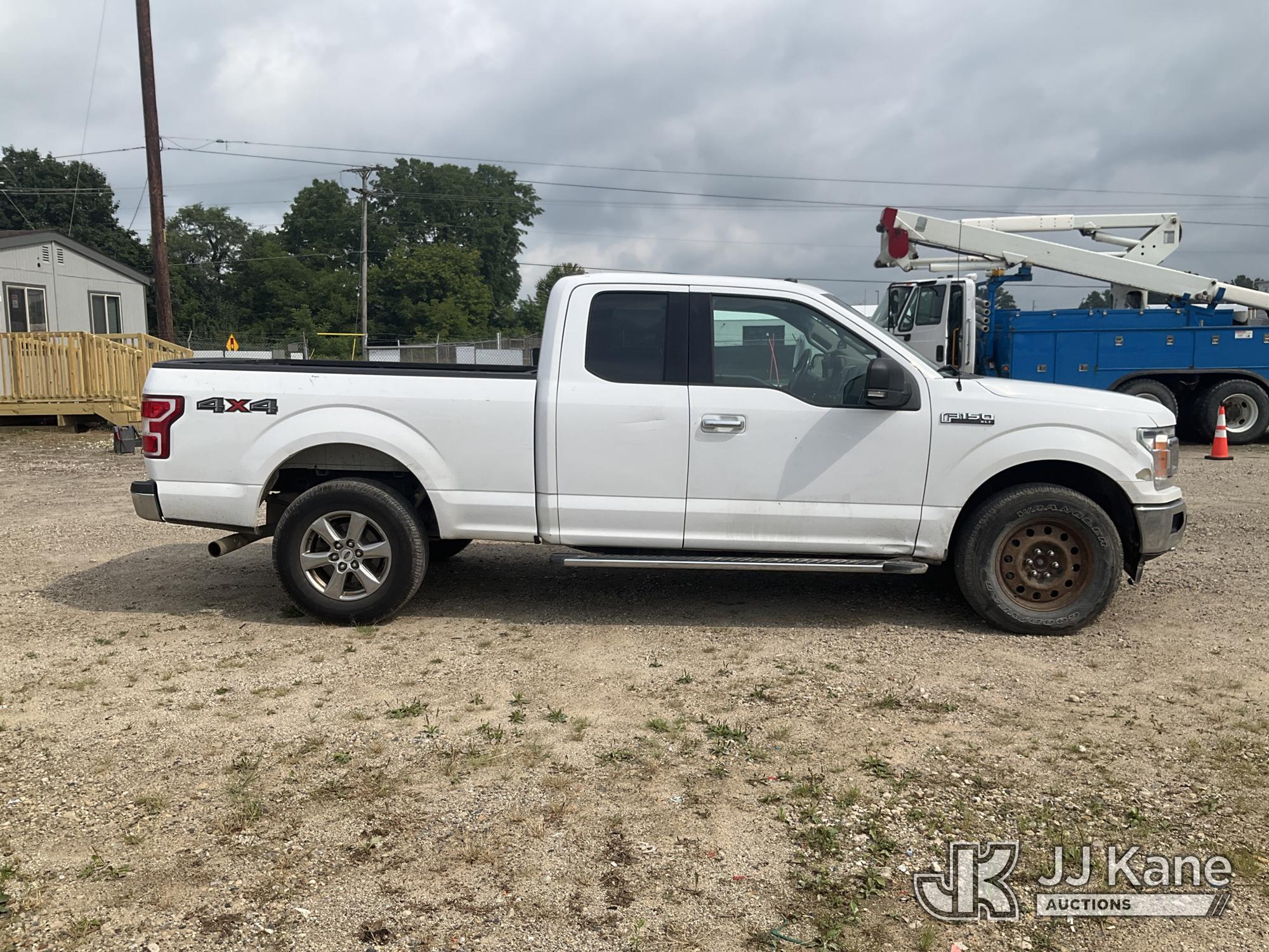 2018 Ford F-150 Extended-Cab Pickup Truck (1633988) - photo 4