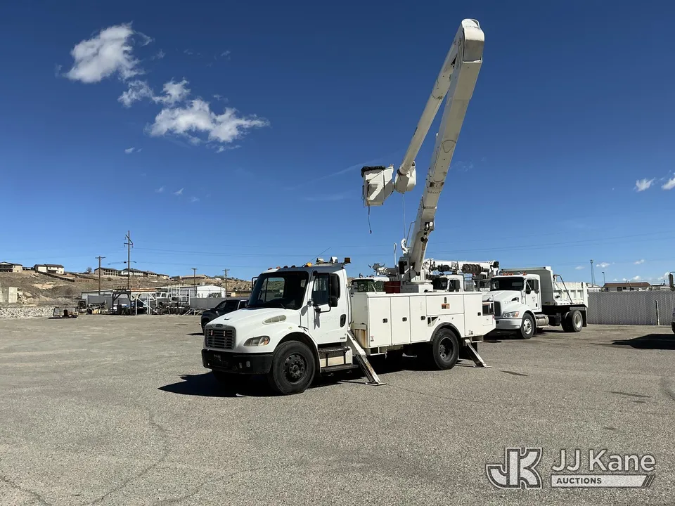 Altec AA55 Material Handling Bucket Truck On 2010 Freightliner M2 106 Utility Truck (1634000)