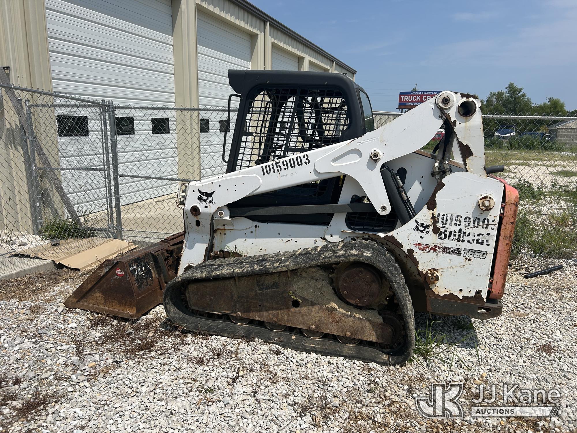 Bobcat T650 Tracked Skid Steer Loader (1634277) - photo 2