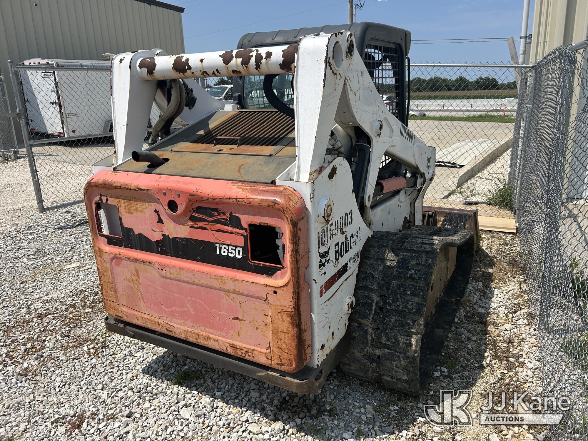 Bobcat T650 Tracked Skid Steer Loader (1634277) - photo 5