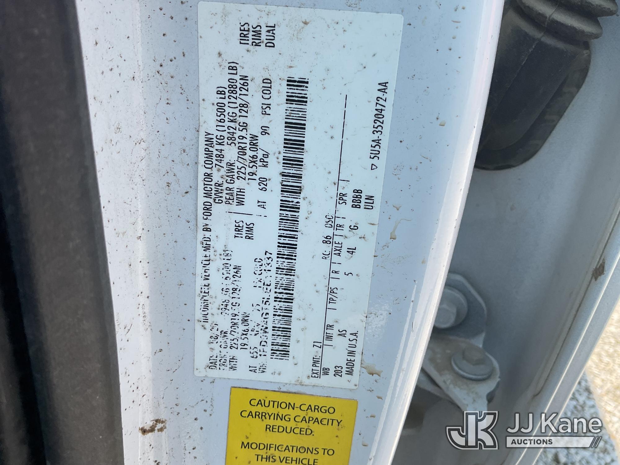 2020 Ford F-450 SD Crew-Cab Flatbed/Service Truck (1634279) - photo 5