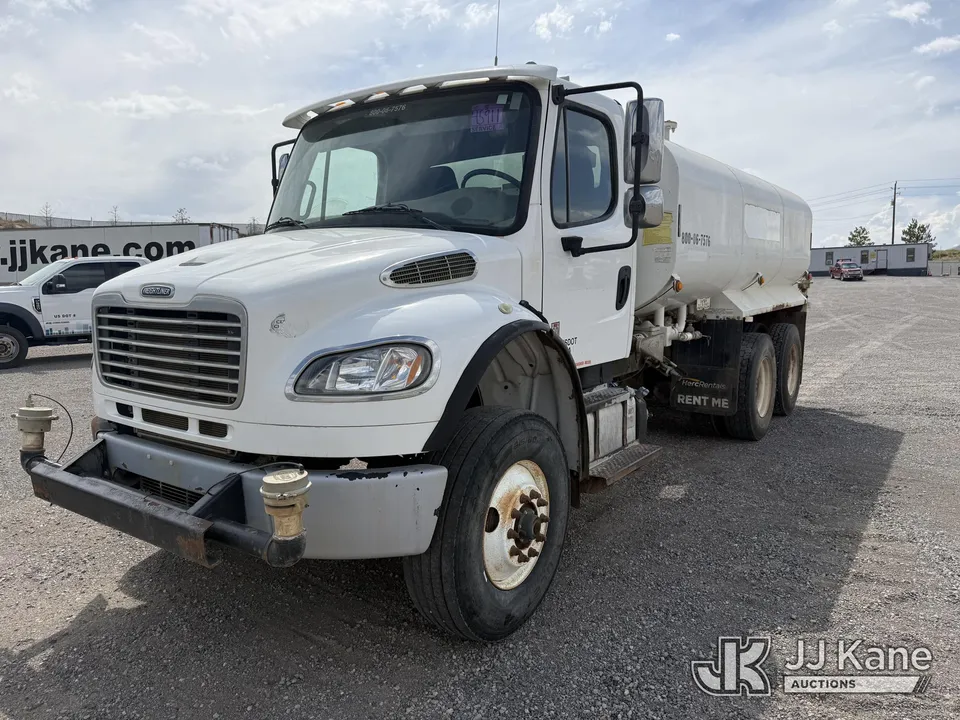 2016 Freightliner M2 106 Water Tank Truck (1634325)