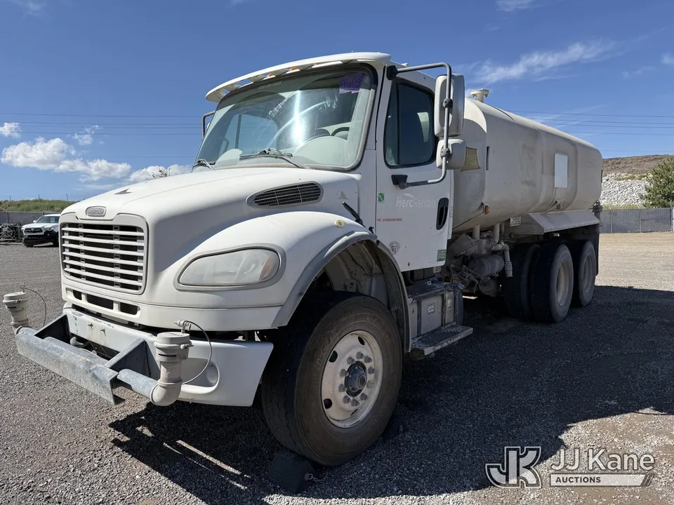 2017 Freightliner M2 106 Water Tank Truck (1634368)