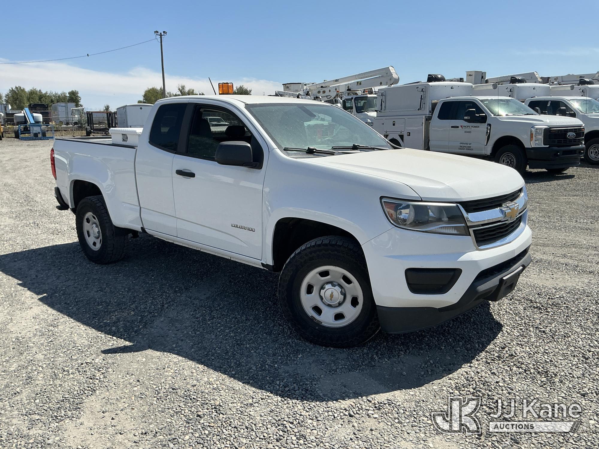2016 Chevrolet Colorado 4x4 Extended-Cab Pickup Truck (1634767) - photo 2