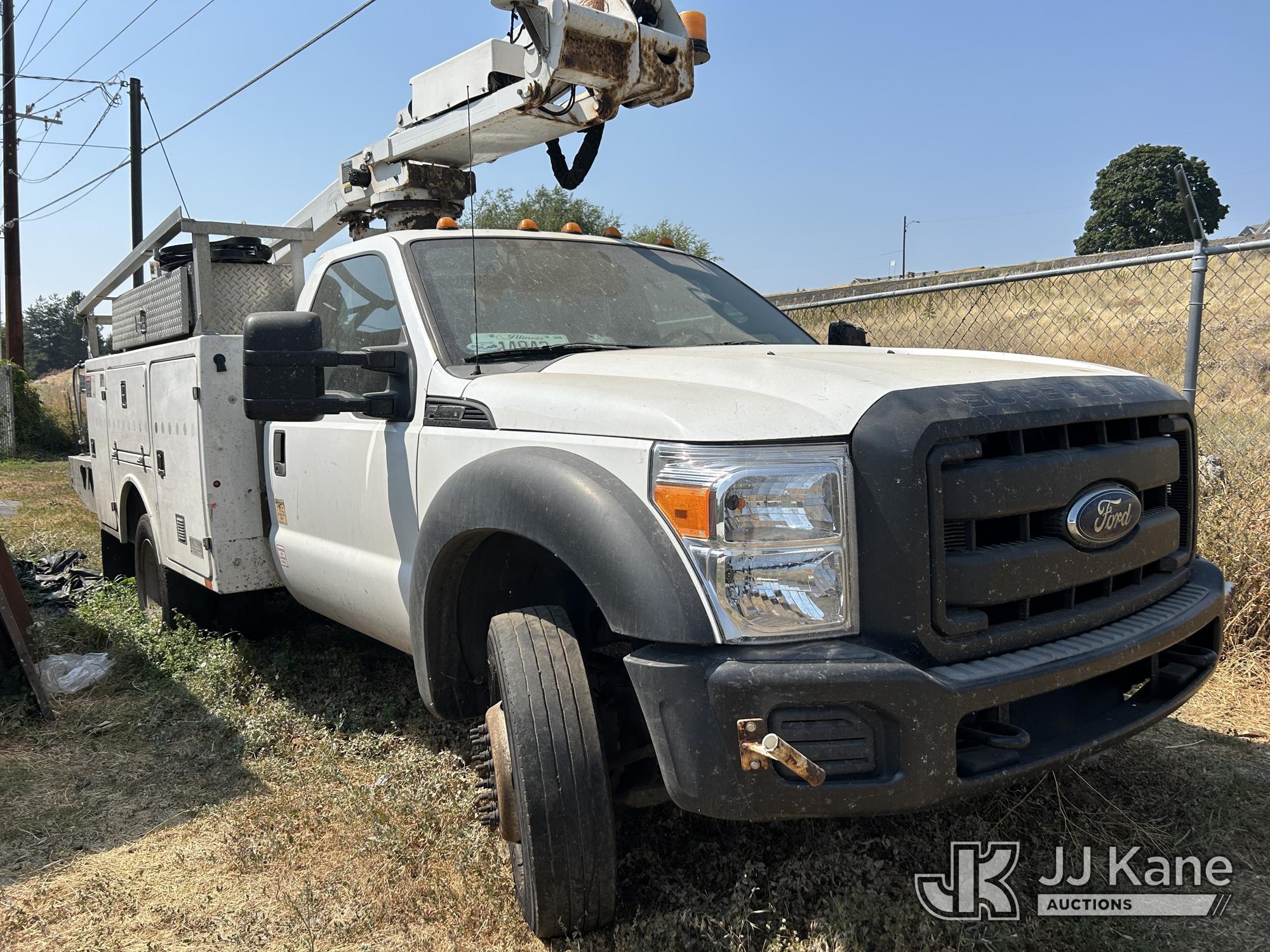 Altec AT235 Articulating & Telescopic Non-Insulated Bucket Truck On 2012 Ford F-450 SD Service Truck (1634808) - photo 2