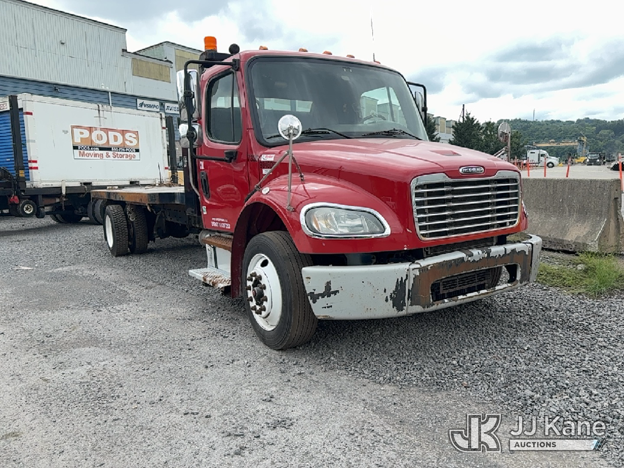 2017 Freightliner M2 106 Flatbed/Service Truck (1634903) - photo 2