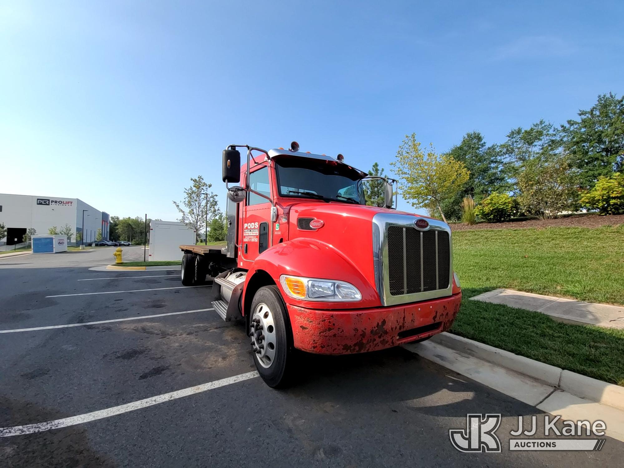 2019 Peterbilt 337 Flatbed/Service Truck (1634905) - photo 2