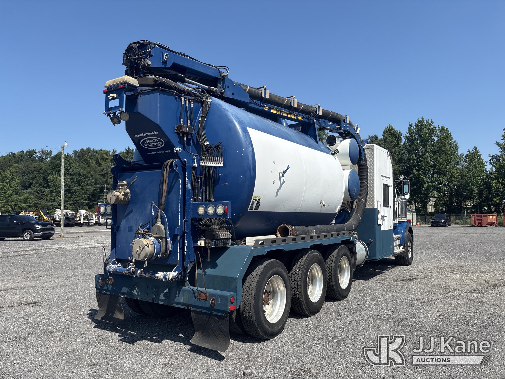2015 Western Star Trucks 4900SA Tri-Axle Flatbed/Utility Truck (1634934) - photo 3