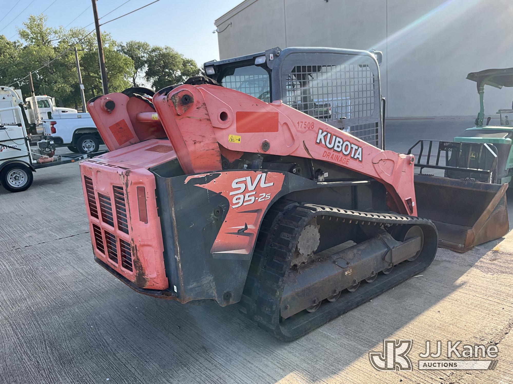 2017 Kubota SVL95-2S Crawler Skid Steer Loader (1635084) - photo 3