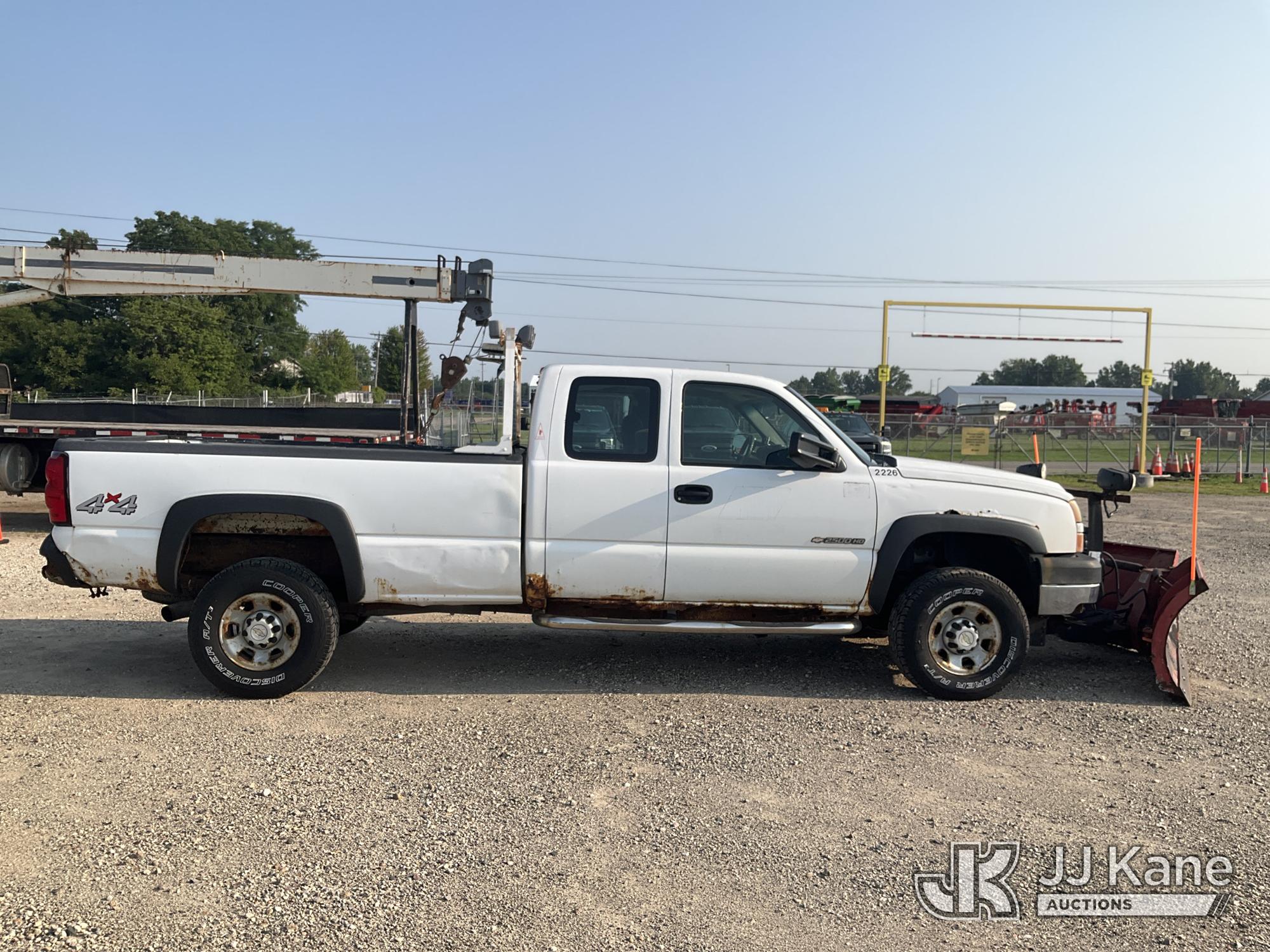 2007 Chevrolet Silverado Classic 3500 Extended-Cab Pickup Truck (1635094) - photo 4