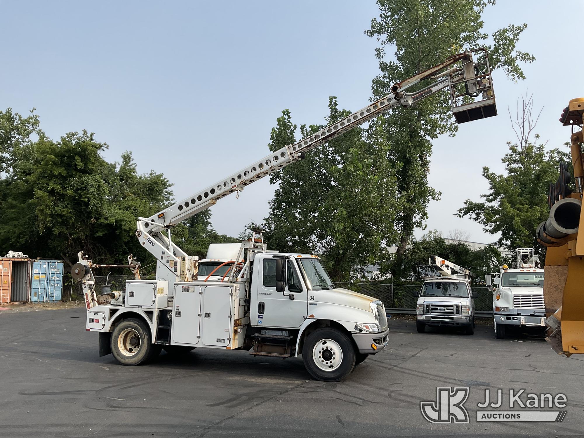 Altec AT40-C Telescopic Non-Insulated Cable Placing Bucket Truck On 2013 International 4300 Utility Truck (1635171) - photo 2