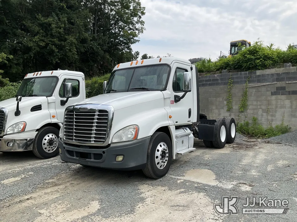 2012 Freightliner Cascadia 125 Truck Tractor (1635242)