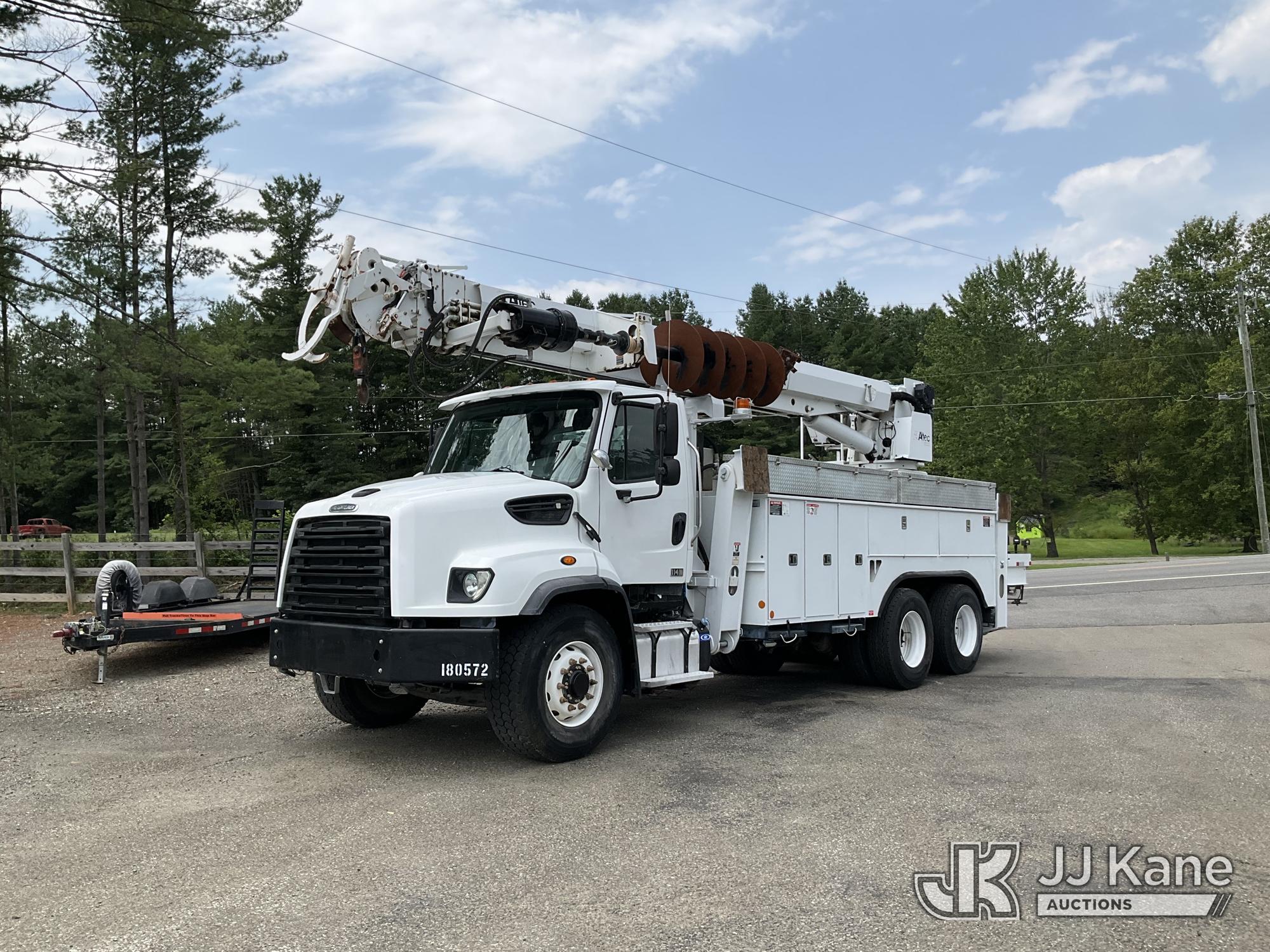 Altec D4065B-TR Digger Derrick On 2018 Freightliner 114SD T/A Utility Truck (1635250) - photo 3