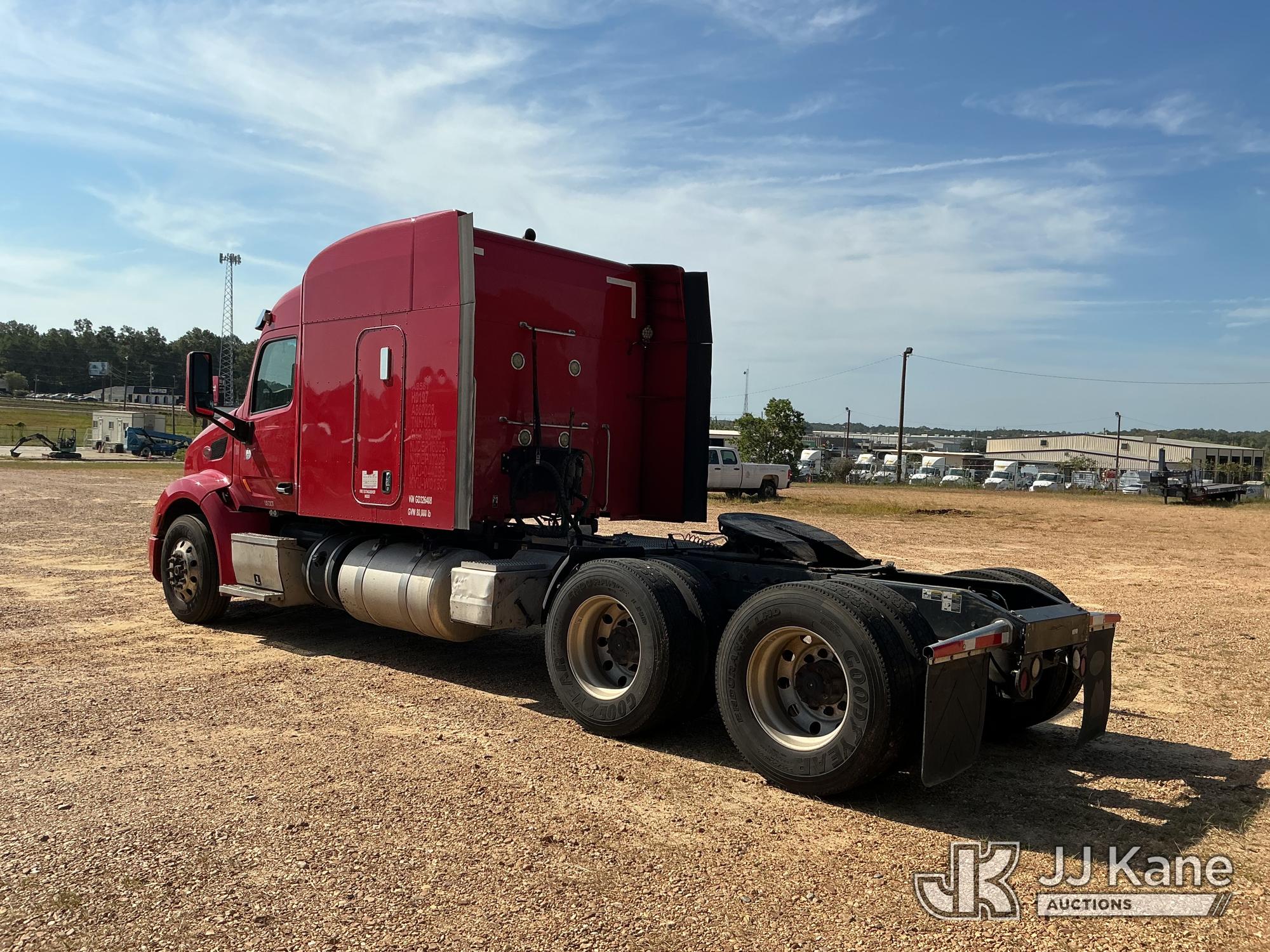 2016 Peterbilt 375 Truck Tractor (1635311) - photo 2
