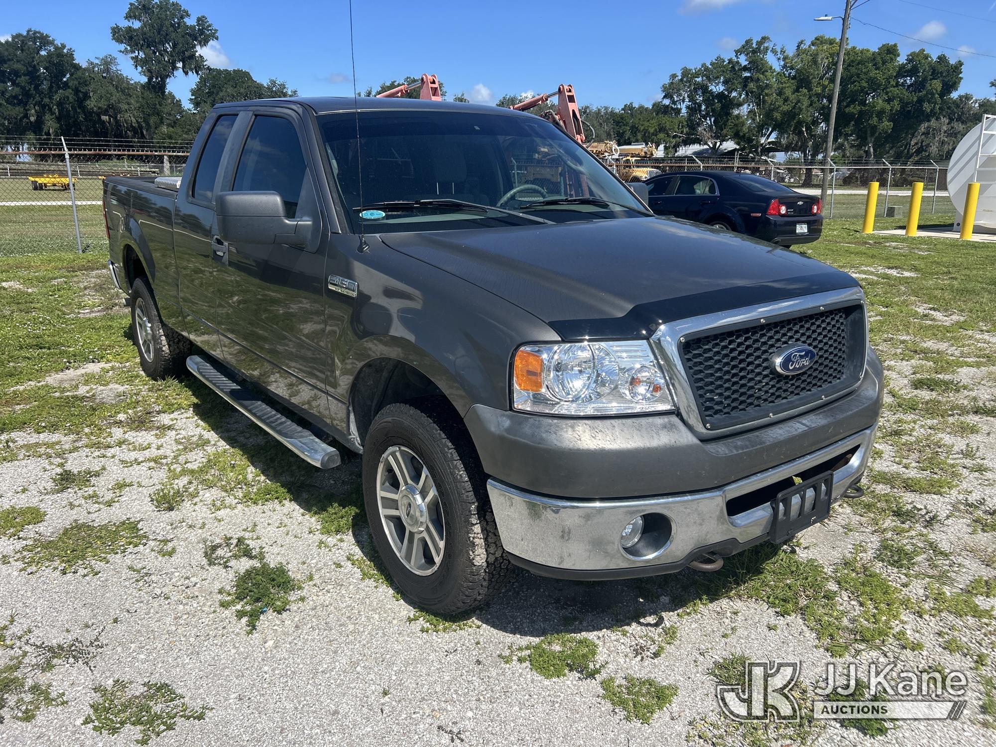 2008 Ford F150 4x4 Extended-Cab Pickup Truck (1635335) - photo 2