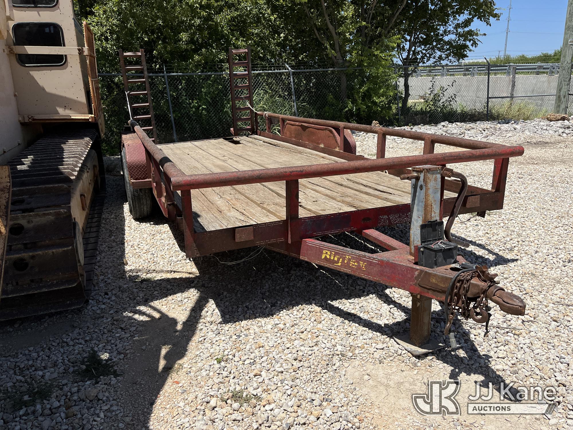 2002 Big Tex T/A Tagalong Flatbed Trailer (1635549) - photo 2