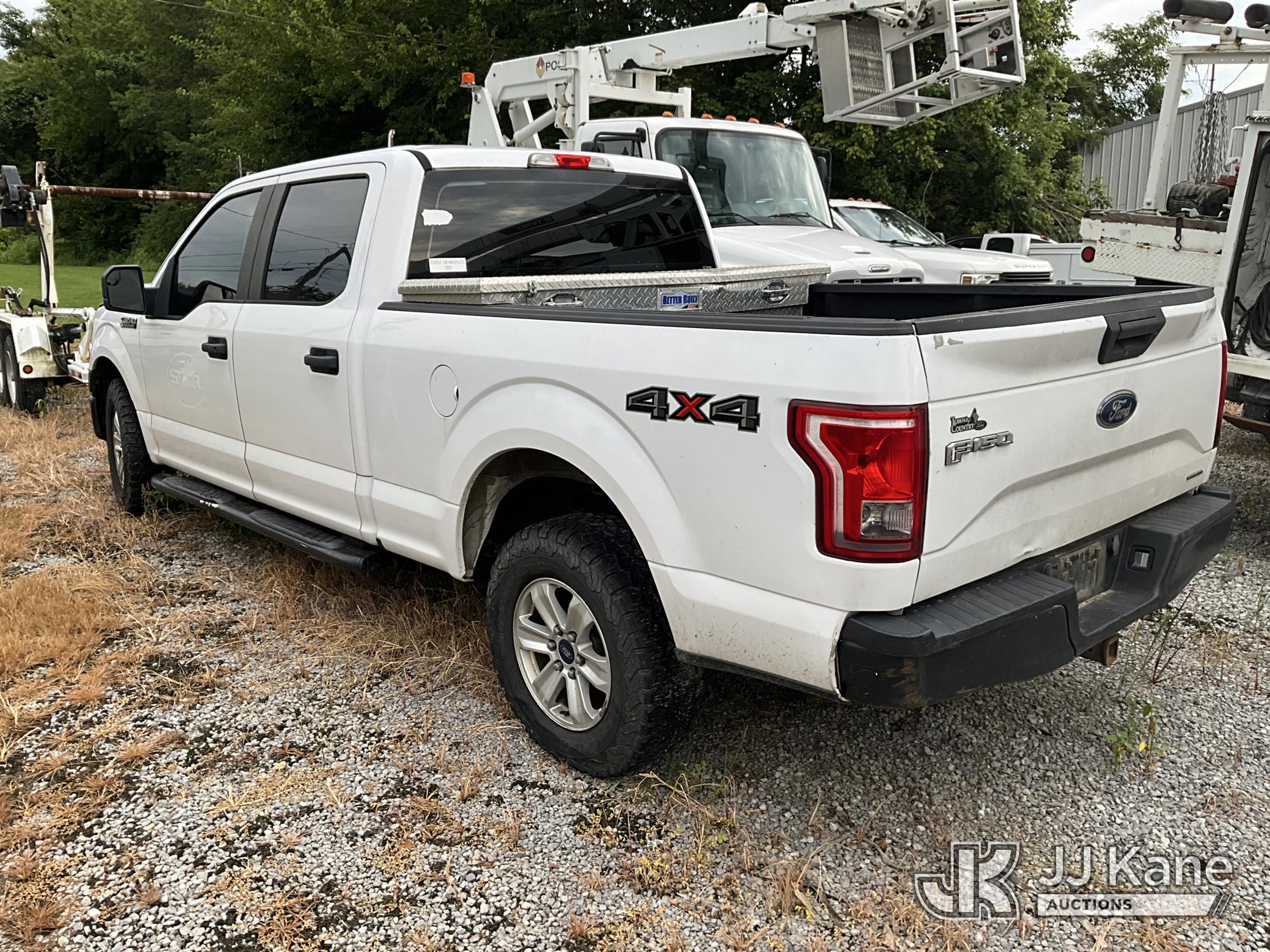 2016 Ford F150 4x4 Crew-Cab Pickup Truck (1635570) - photo 4