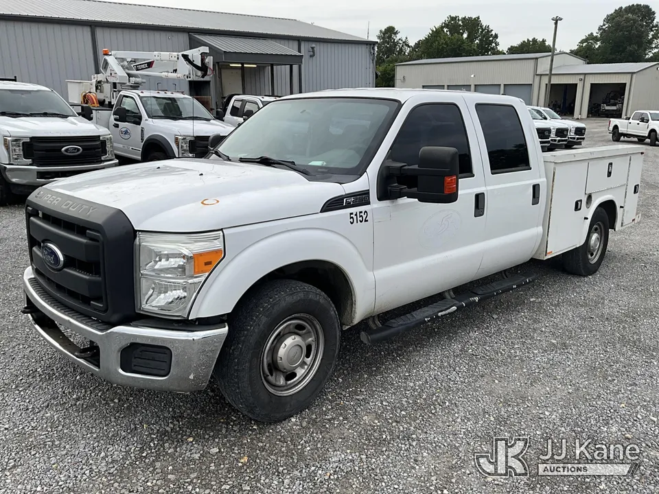 2016 Ford F-250 SD Crew-Cab Service Truck (1635572)