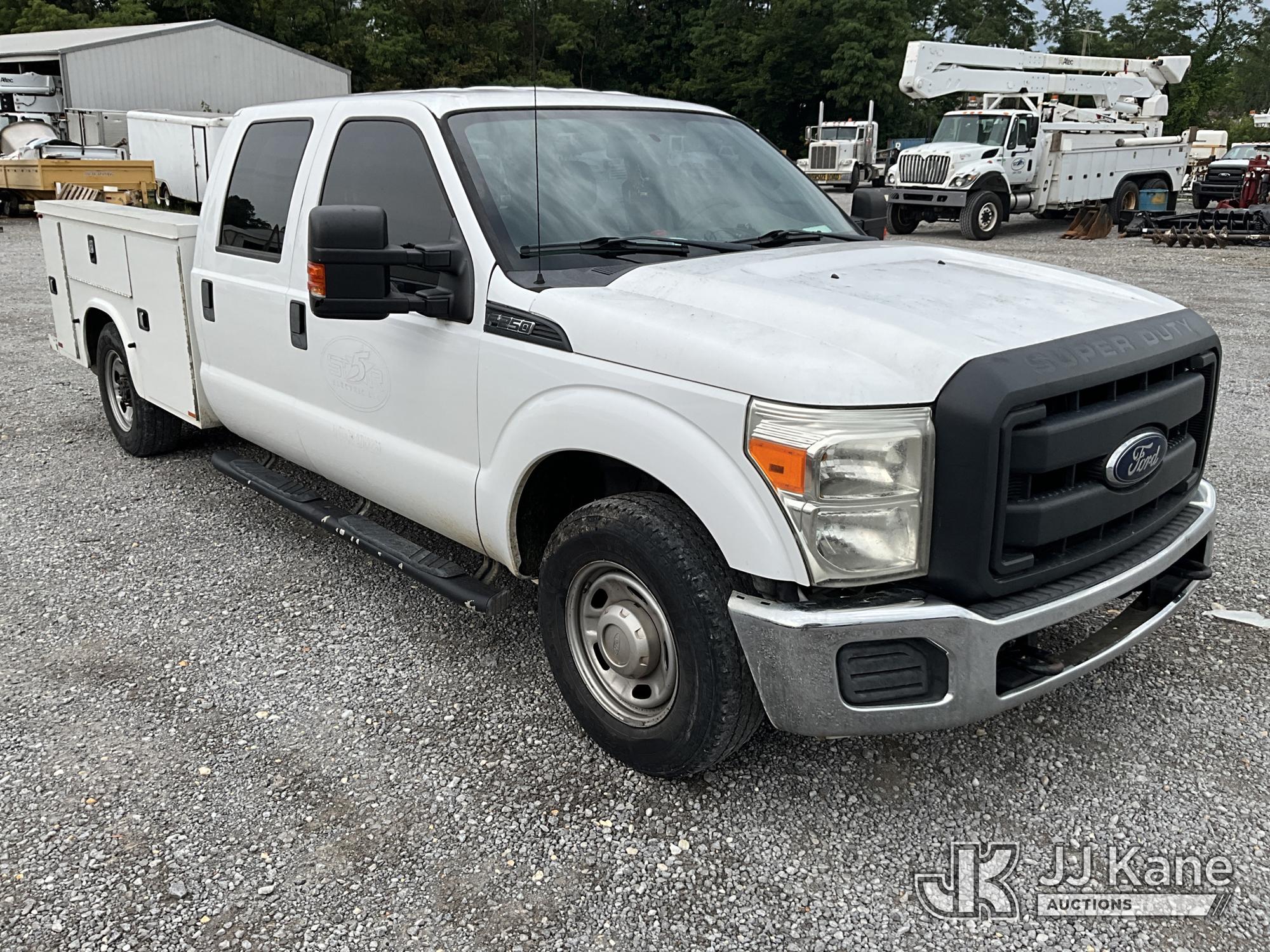 2016 Ford F-250 SD Crew-Cab Service Truck (1635572) - photo 3