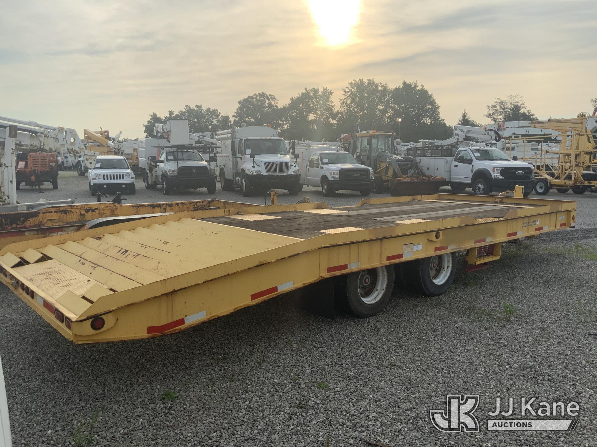 2016 Felling FT30 T/A Tagalong Equipment Trailer (1636049) - photo 3