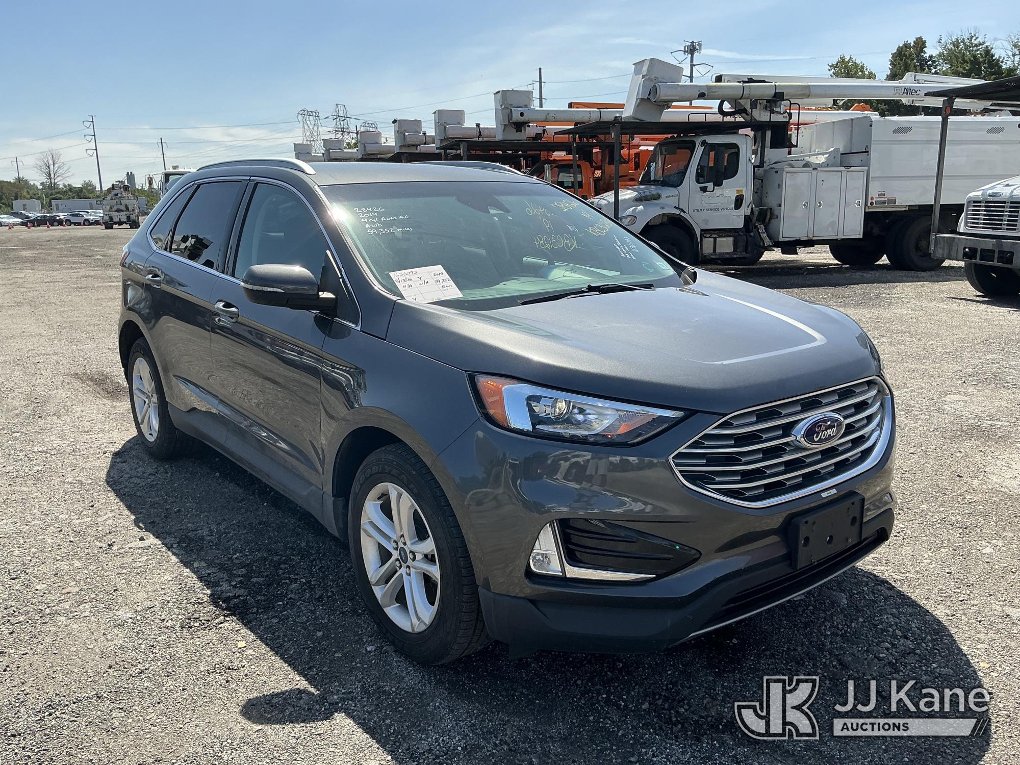 2019 Ford Edge 4-Door Sport Utility Vehicle (1636093) - photo 2