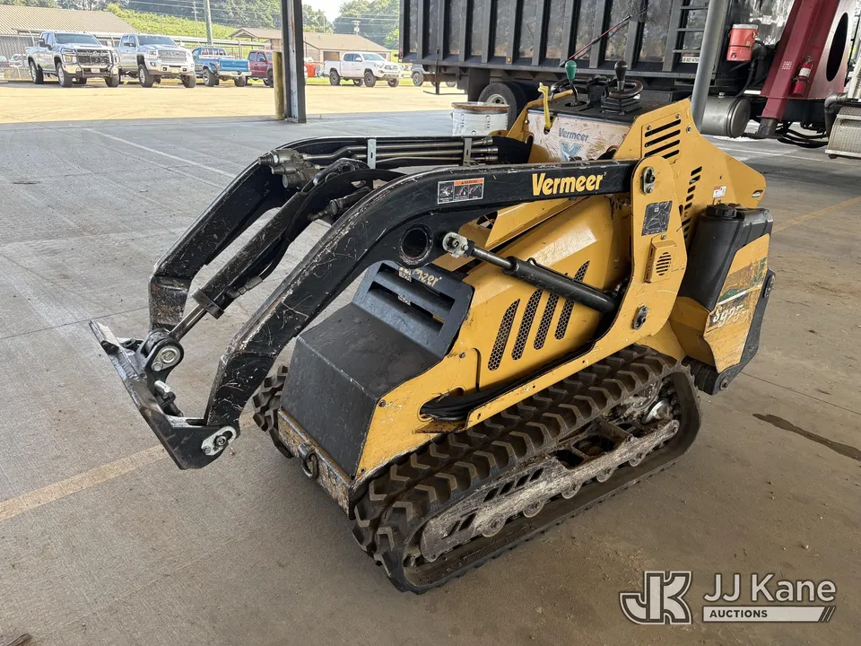 2018 Vermeer Corporation S925X Stand-Up Crawler Skid Steer Loader (1636342)