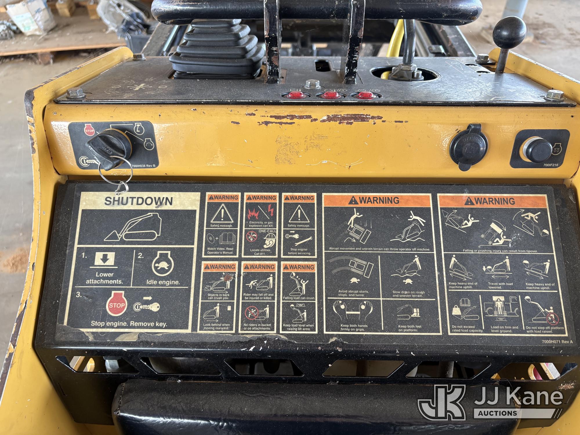 2018 Vermeer Corporation S925X Stand-Up Crawler Skid Steer Loader (1636342) - photo 5