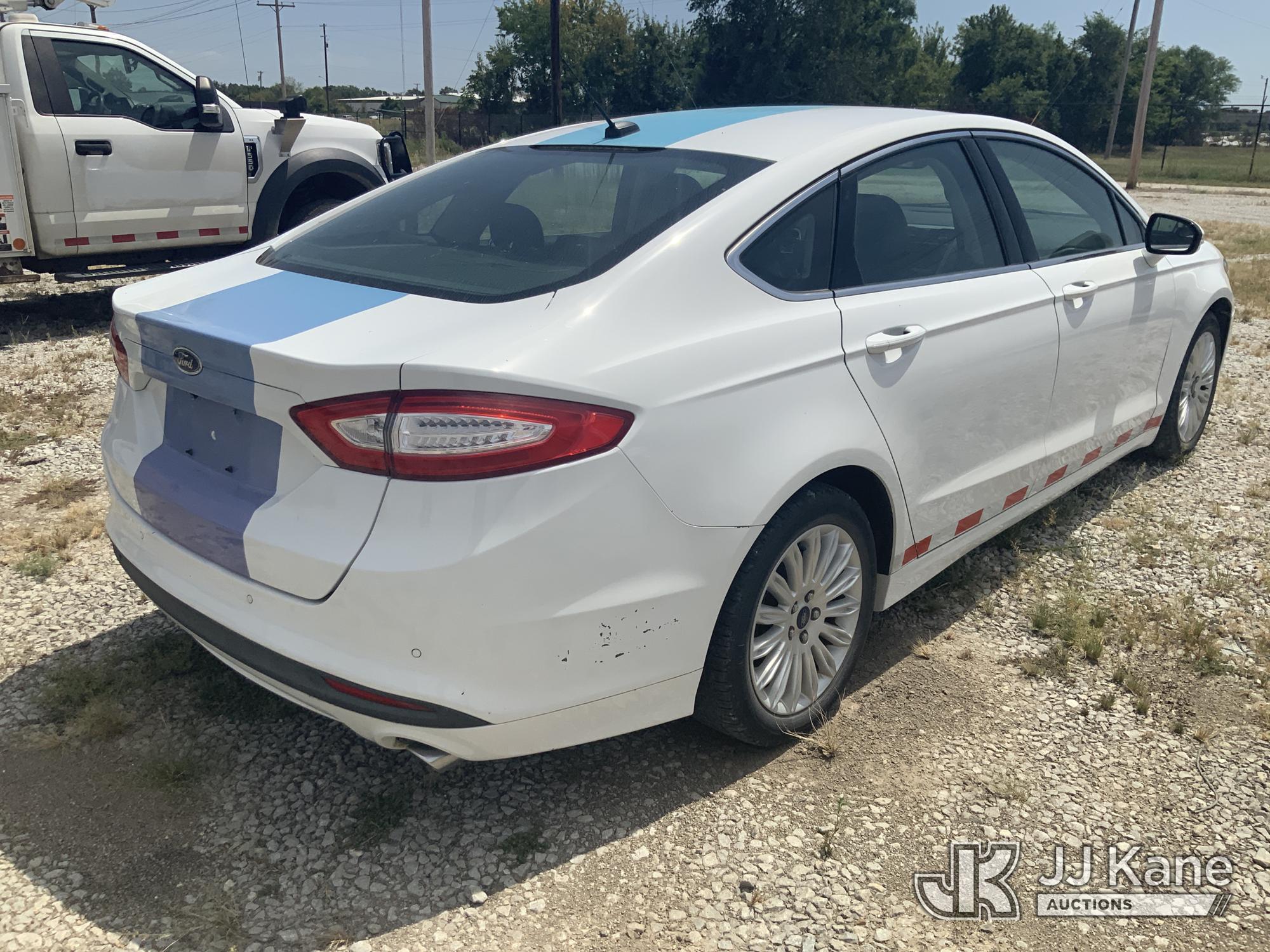 2015 Ford Fusion Energi 4-Door Hybrid Sedan (1636344) - photo 3