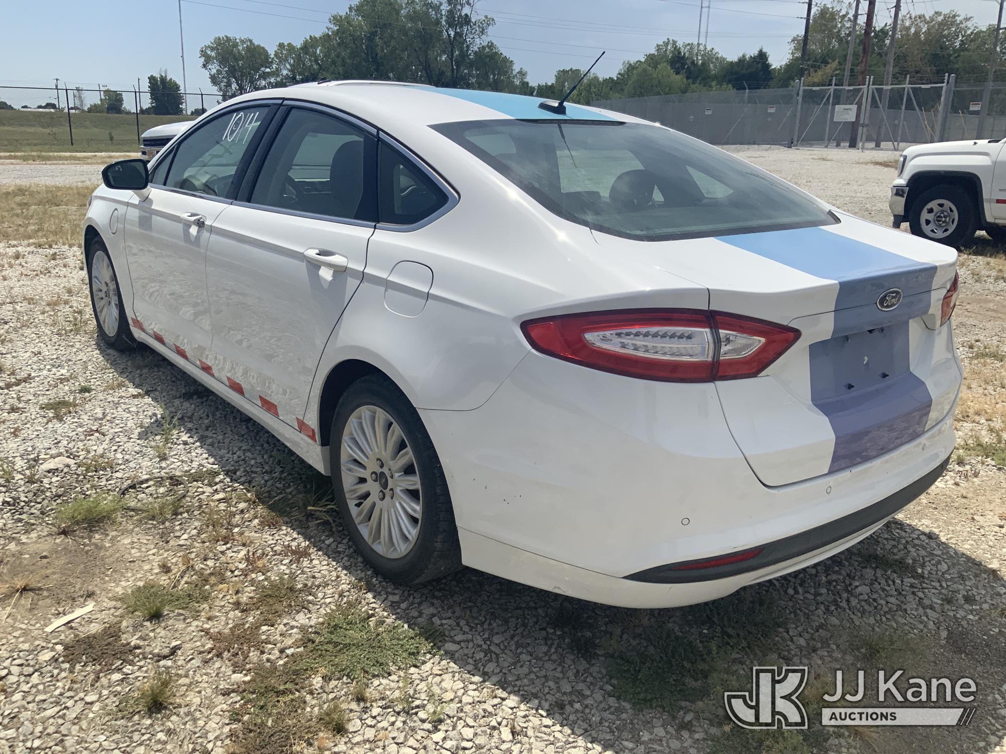 2015 Ford Fusion Energi 4-Door Hybrid Sedan (1636344) - photo 4