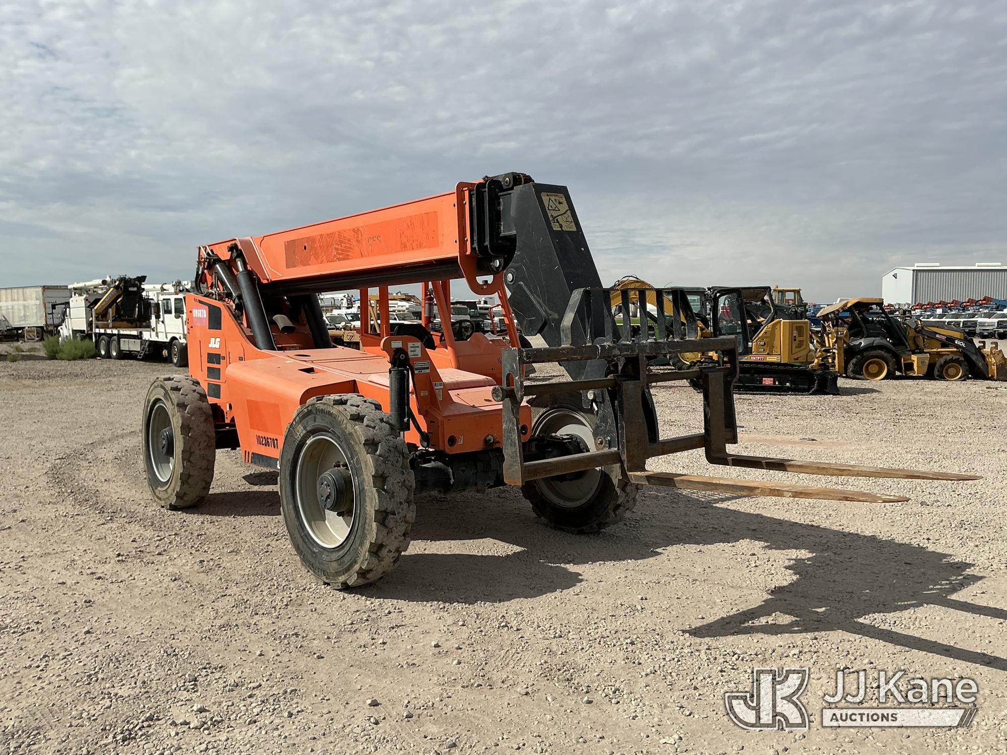 2018 JLG 8042 Rough Terrain Hydraulic Telescopic Forklift (1636467) - photo 2